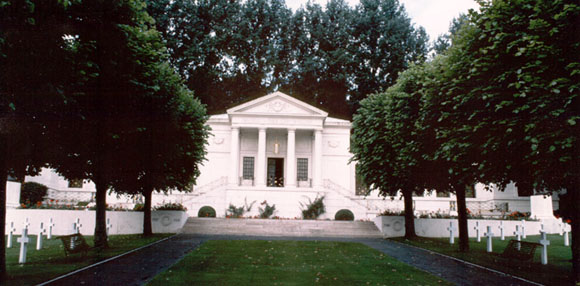 [Suresnes American Cemetery and Memorial in France]